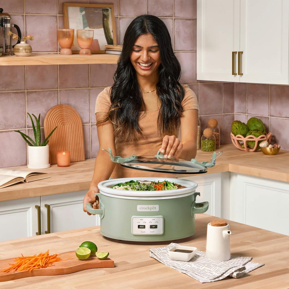 crock-pot-programmable-design-series-6-quart-cook-and-carry-slow-cooker-moonshine-o8 3f87b859-8171-37ea-b973-bcd7f8f2515e.jpg
