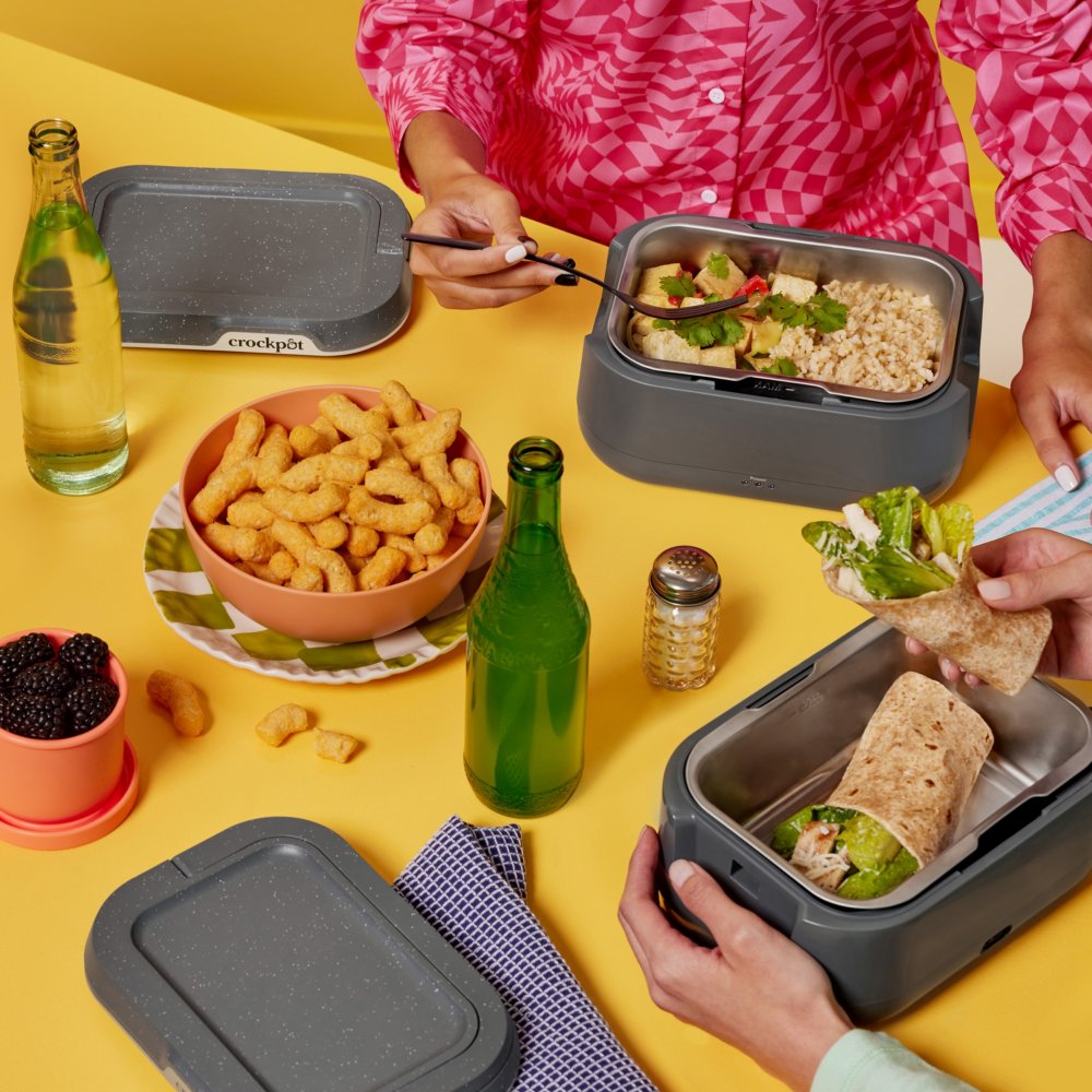 crock-pot-go-portable-food-warmer-electric-lunch-box-with-detachable-cord-f8 DC-39029-Crockpot_CPGO-ATF03-nogfx